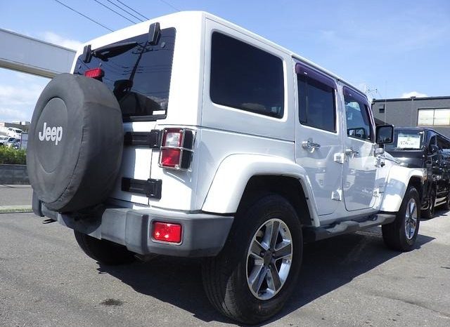 Jeep Wrangler Unimited Sahara 2013 full