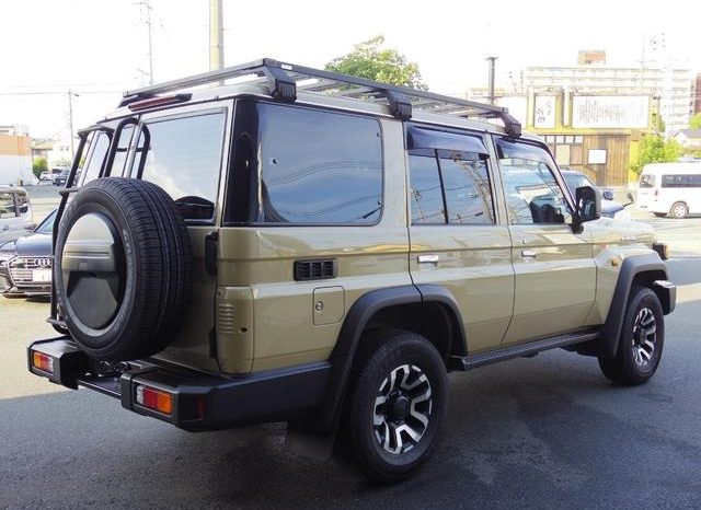 TOYOTA LAND CRUISER 70 AX 2024 full