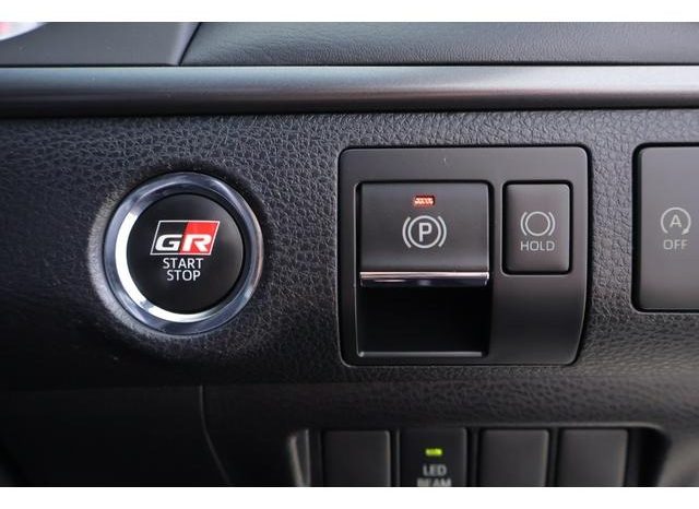 TOYOTA HARRIER ELEGANCE GR SPORT 2018 full