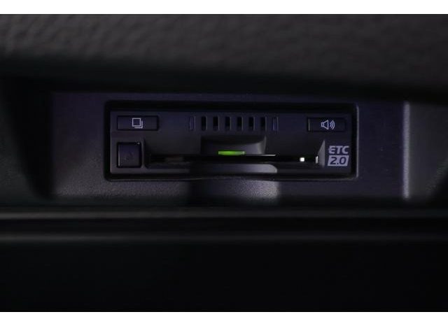 TOYOTA HARRIER ELEGANCE GR SPORT 2018 full