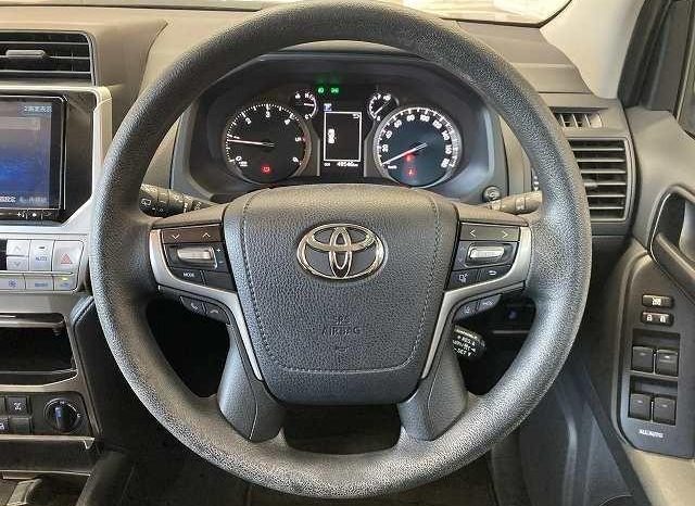 TOYOTA LAND CRUISER PRADO TX 2020 full