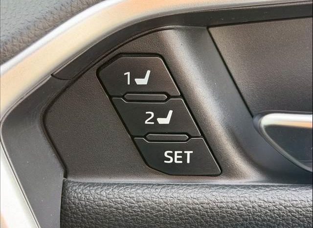 TOYOTA RAV4 G 2020 full