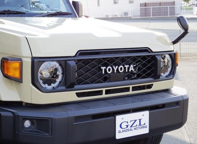 TOYOTA LAND CRUISER 70 AX 2024 full